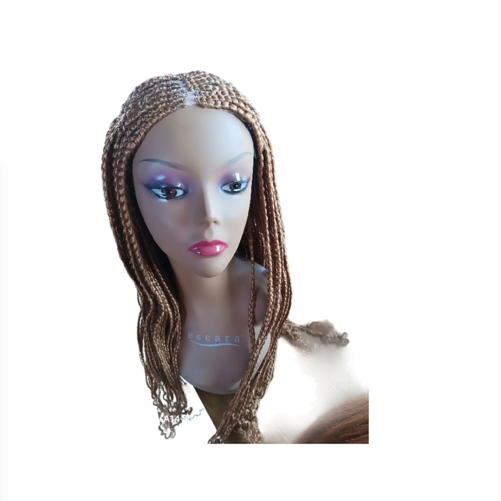 Wig - Picture 4 of 4